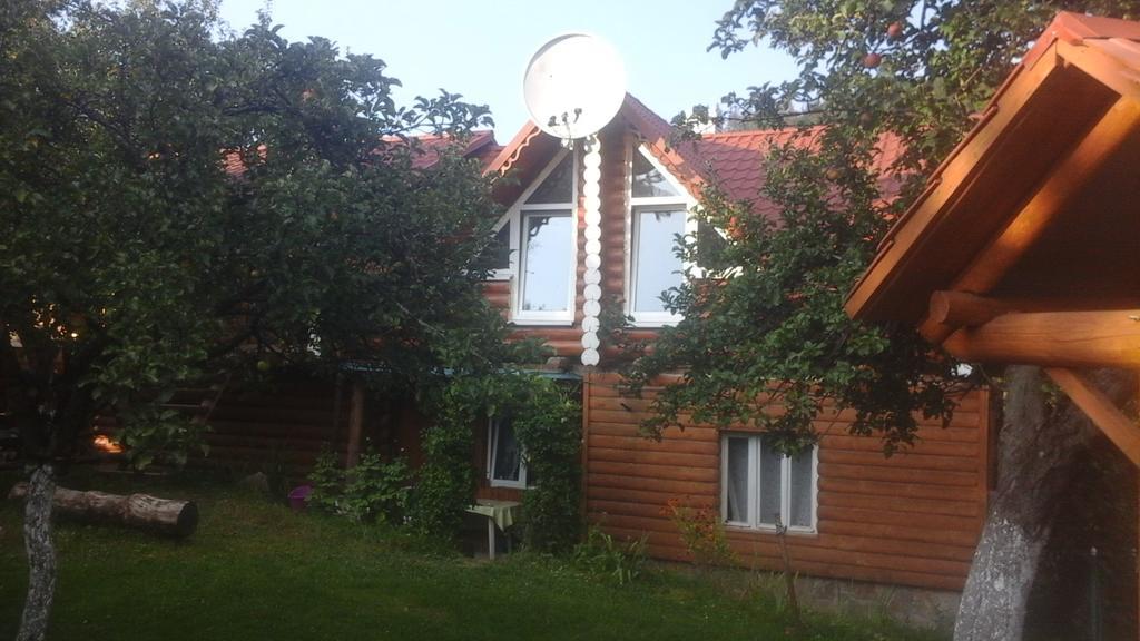 Садиба Під Гострою Zhdeniievo Ngoại thất bức ảnh